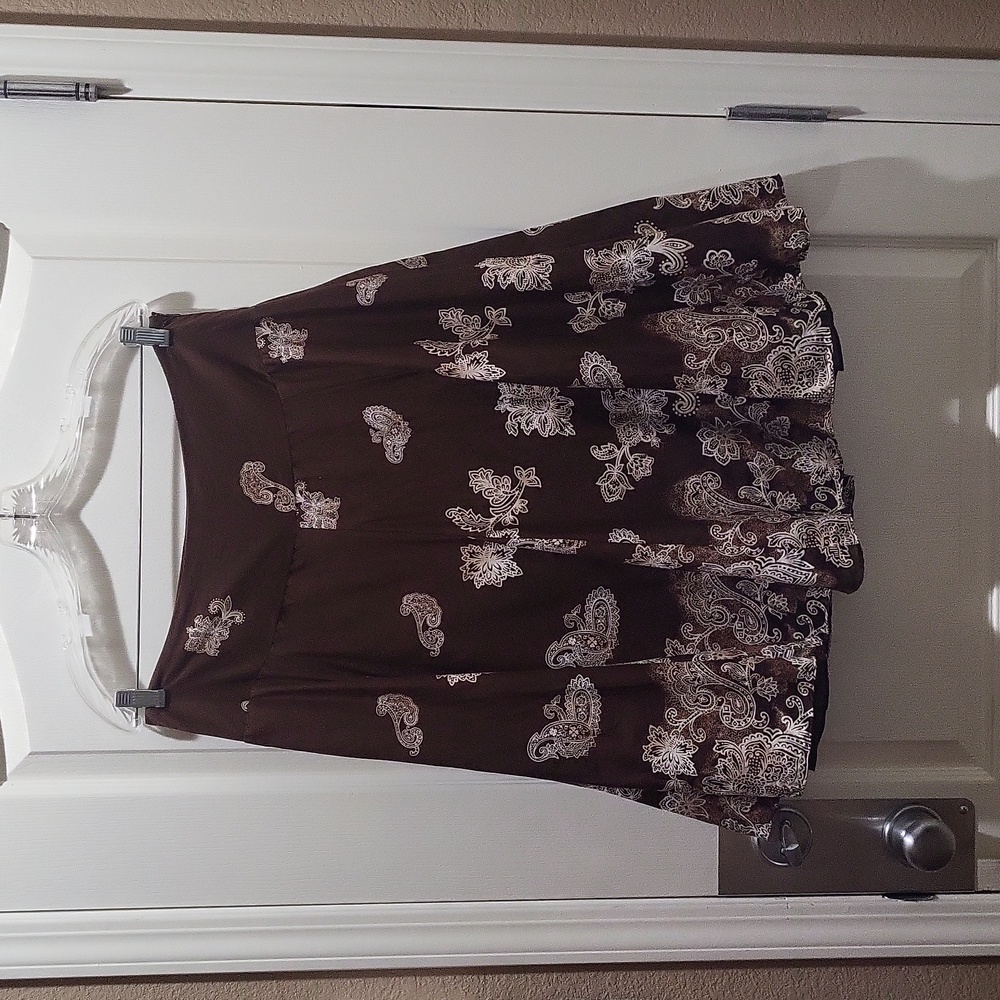 Brown floral print skirt in size 12 from Apt 9